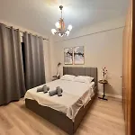 Urban Oasis Center 티라나